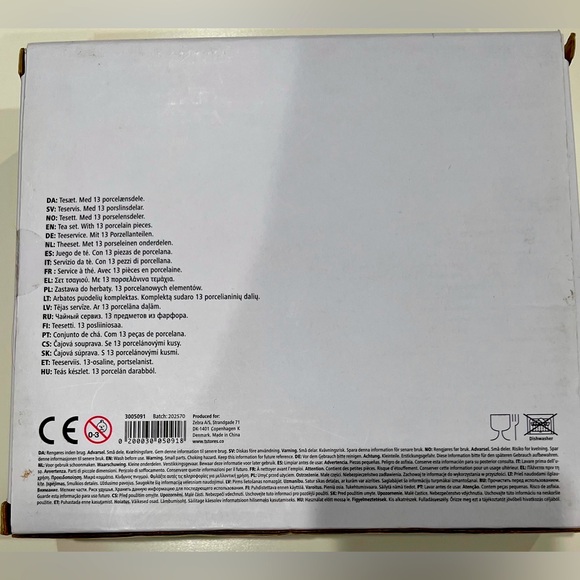 Porcelain Tea Set 13 piece - Picture 2 of 2